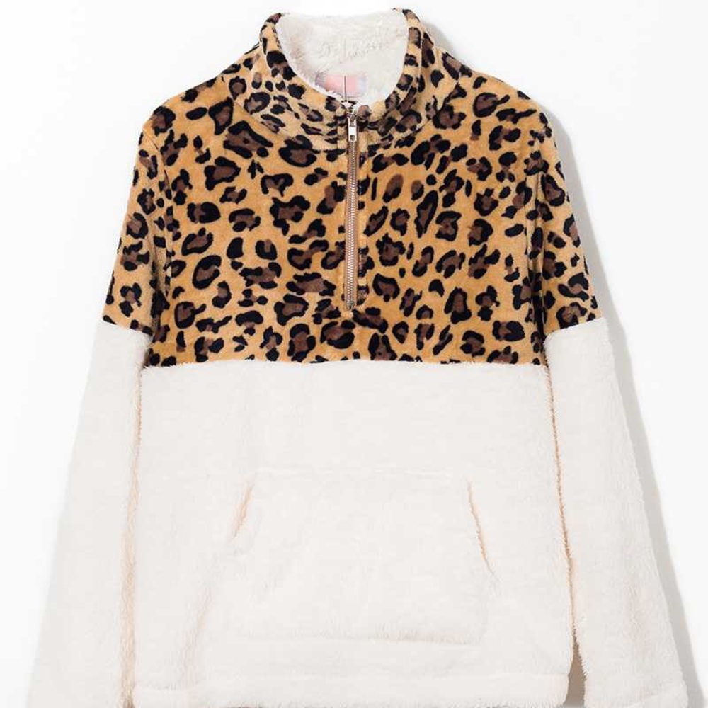 Last size Small Faux Fur Leopard Pullover Sweater - Picture 4 of 8